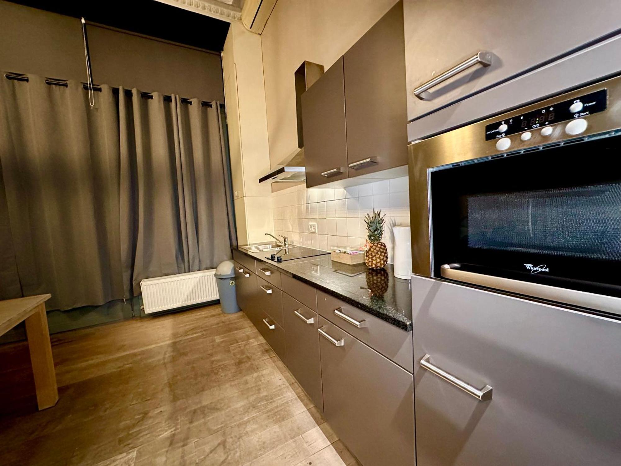 Luxury Suites Castel By Rikas Hotels Amberes Exterior foto