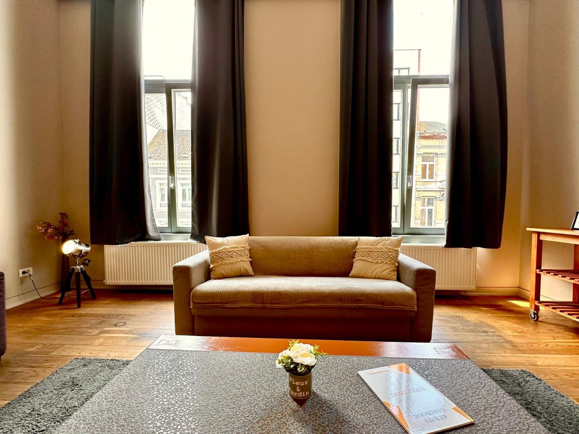 Luxury Suites Castel By Rikas Hotels Amberes Exterior foto