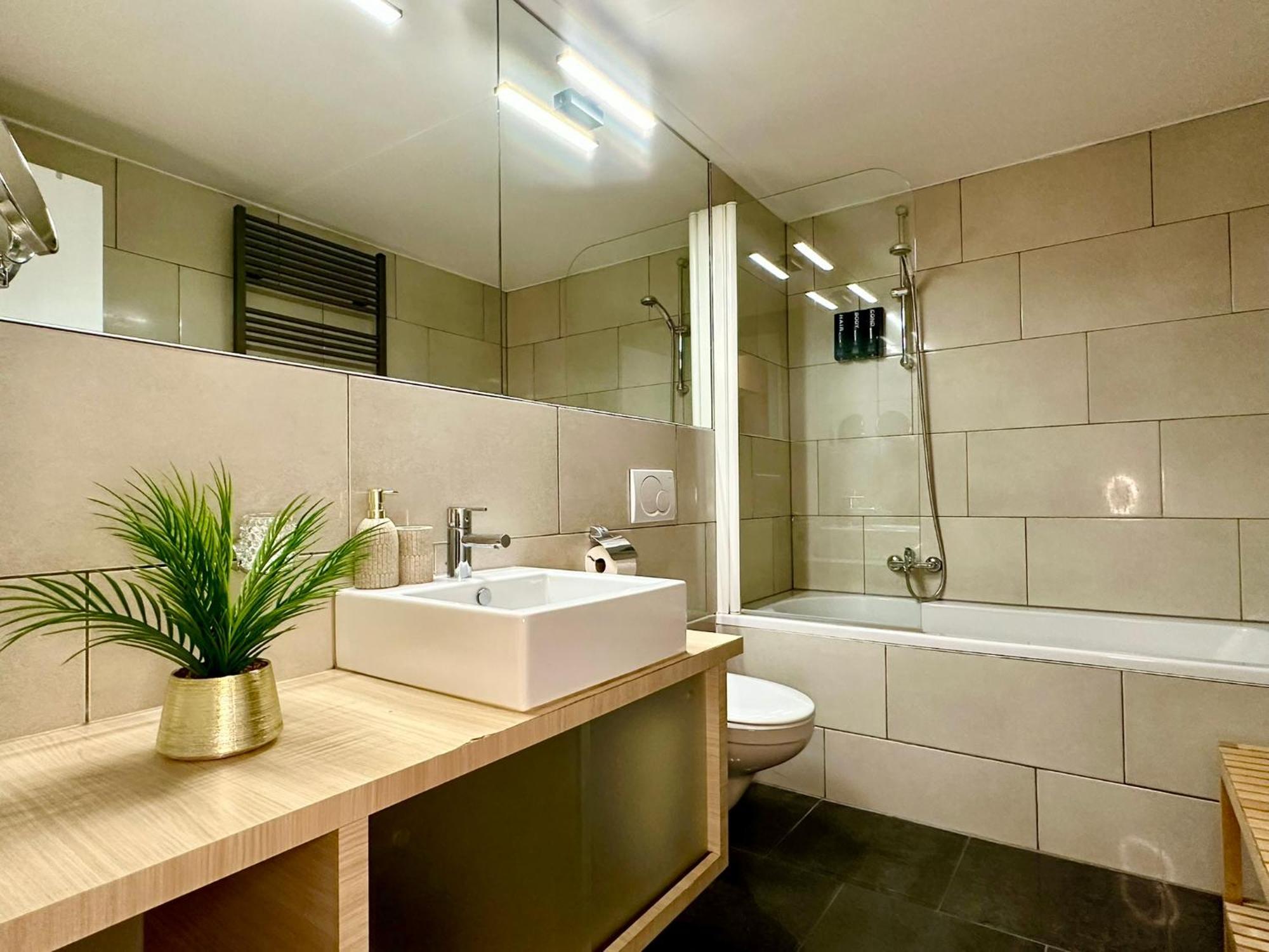 Luxury Suites Castel By Rikas Hotels Amberes Exterior foto